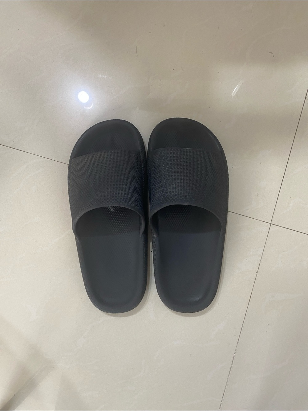 SHEIN Black Men's Slide Sandals